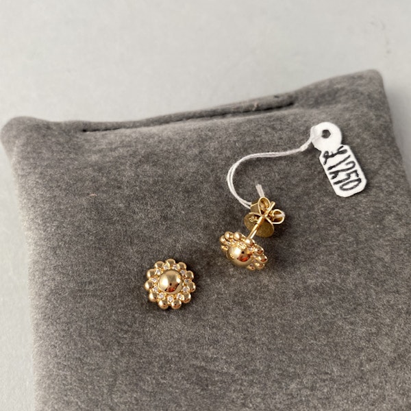 2010's Lilly Shapiro 18k Yellow Gold & Diamond stone set Earrings ( Sunflower ), SHAPIRO & Co - image 4