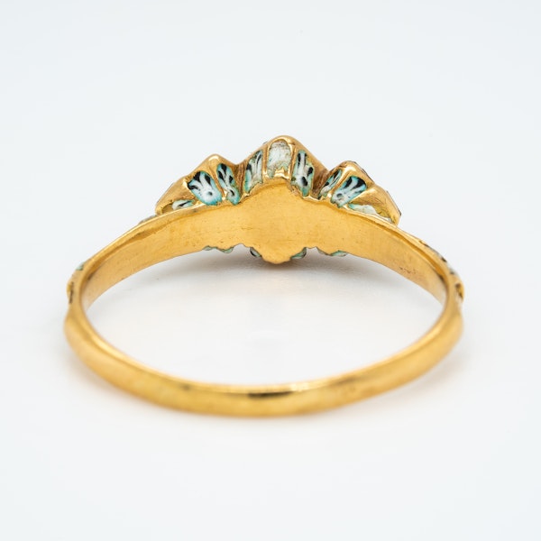 Emerald diamond white enamel 17th century ring - image 4