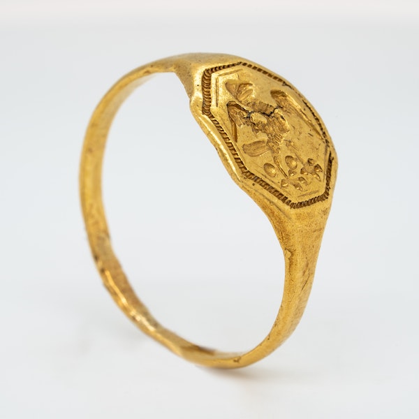17th century fine gold Merchants ring - image 2