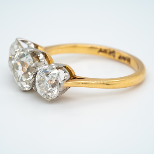 Victorian 3 stone diamond ring - image 3