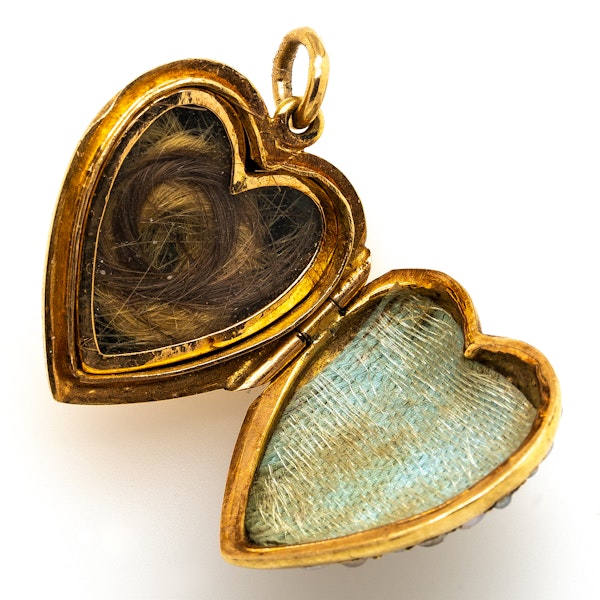 Victorian pearl heart locket pendant - image 2