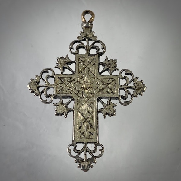 Seventeenth century cross with emeralds - image 3