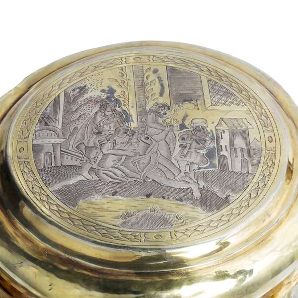 A Russian Silver Gilt Tankard, Moscow c.1745 - image 3