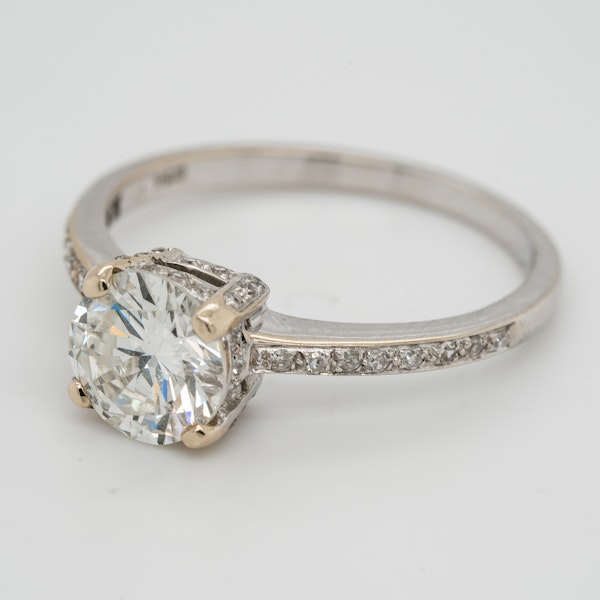 Diamond solitaire Ring . 1.20 ct est. centre diamond - image 2