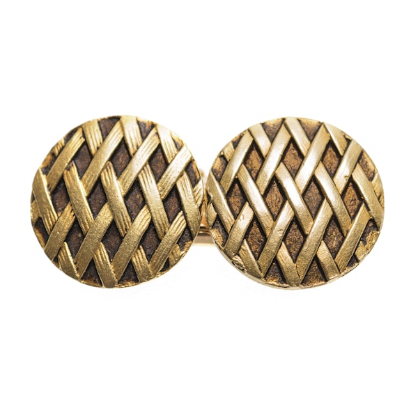 Antique Cufflinks & Studs in 18 Karat Gold with Criss Cross Design and inset Enamel, French circa 1890. - image 3