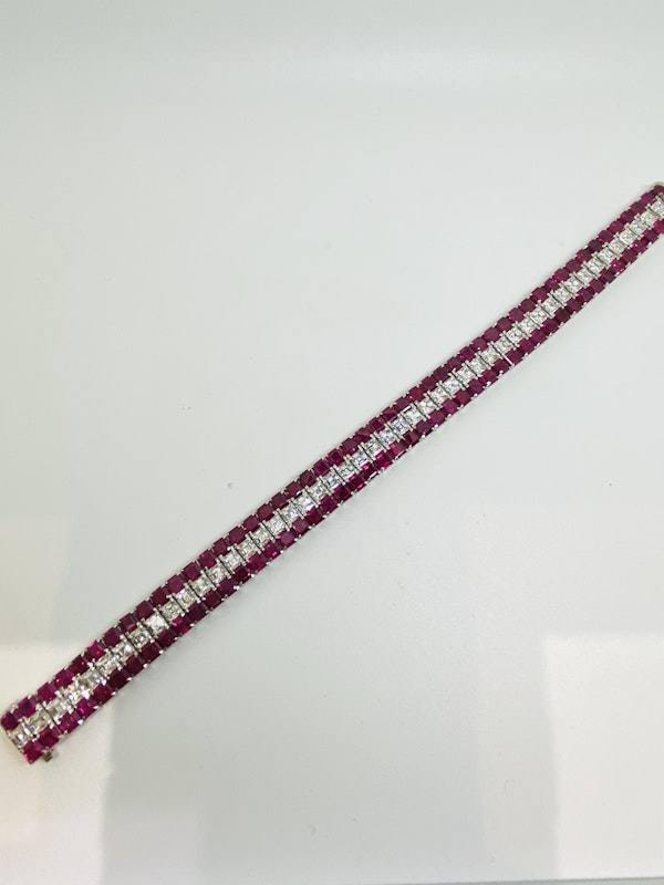 18K White Gold 29.56ct Natural Ruby and 11.82ct Diamond bracelet - image 4