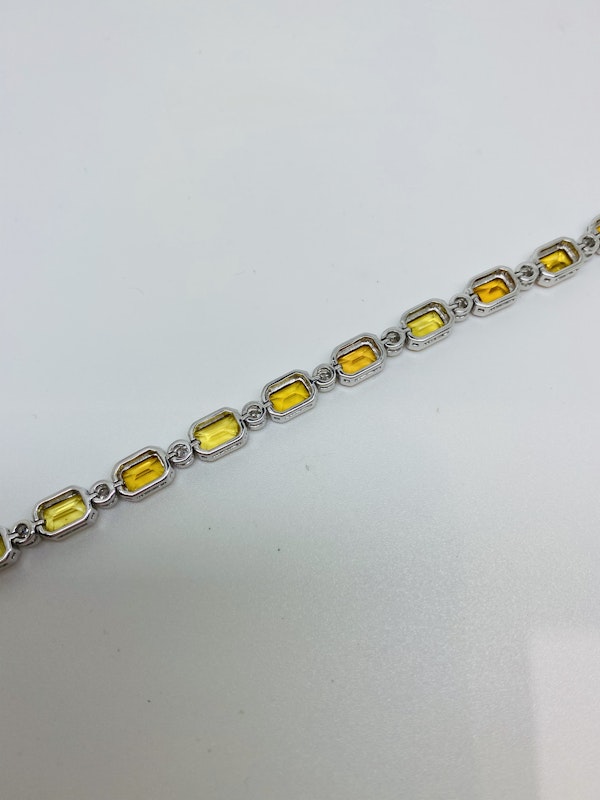 18K white gold 13.53ct Natural Yellow Sapphire and 0.89ct Diamond Bracelet - image 5