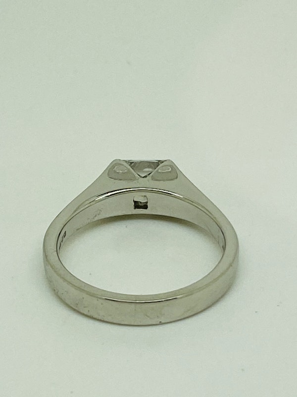 Platinum, 0.90ct Diamond Solitaire Engagement Ring - image 3