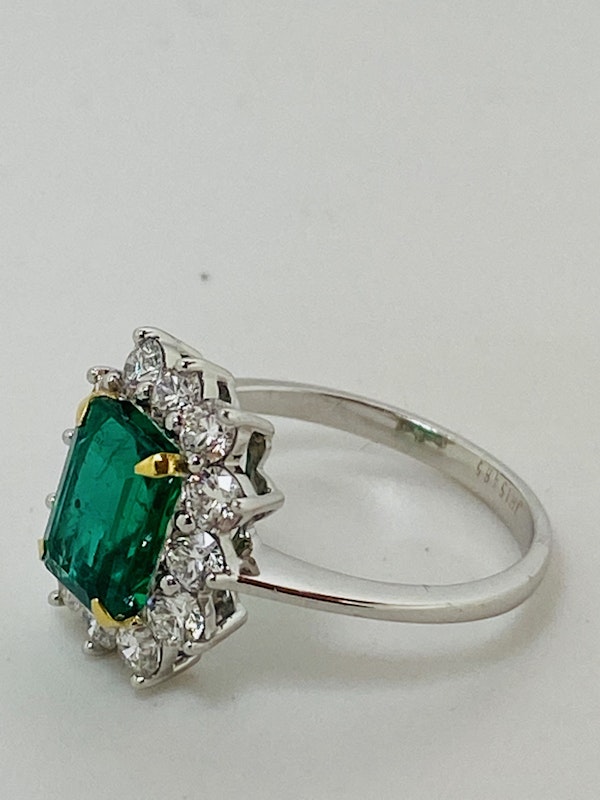 18K white gold 1.92ct Natural Emerald and 0.96ct Diamond Ring - image 2