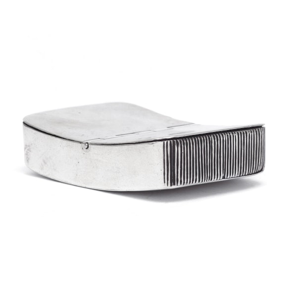An antique silver double snuff box and striker - image 5