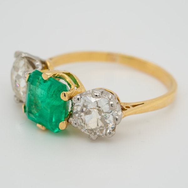 Emerald and diamond 3 stone ring - image 3