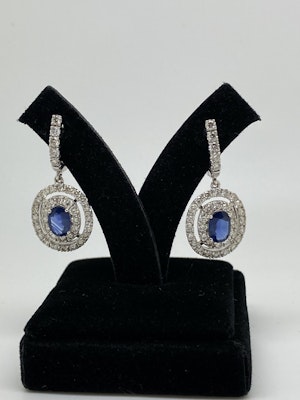 2.32ct Diamond & 1.62ct Natural Blue Sapphire Earrings.