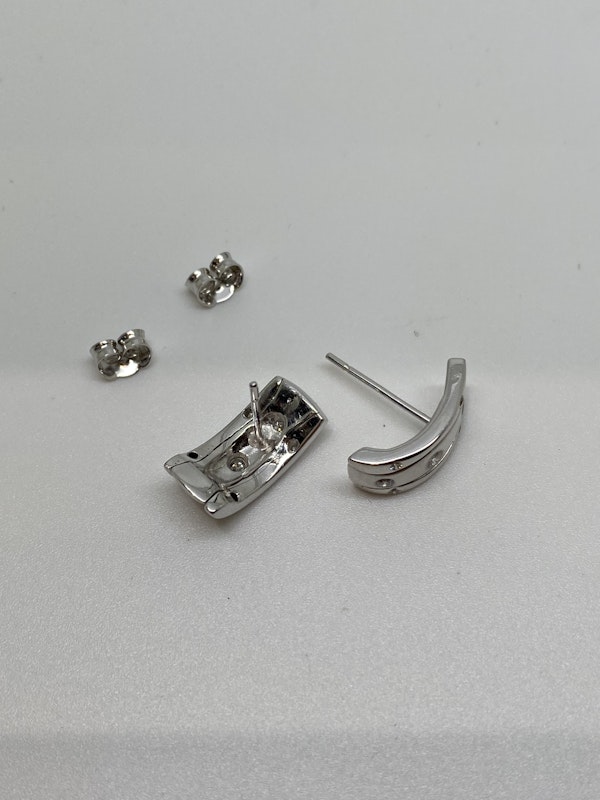 18K white gold Diamond Earrings - image 3