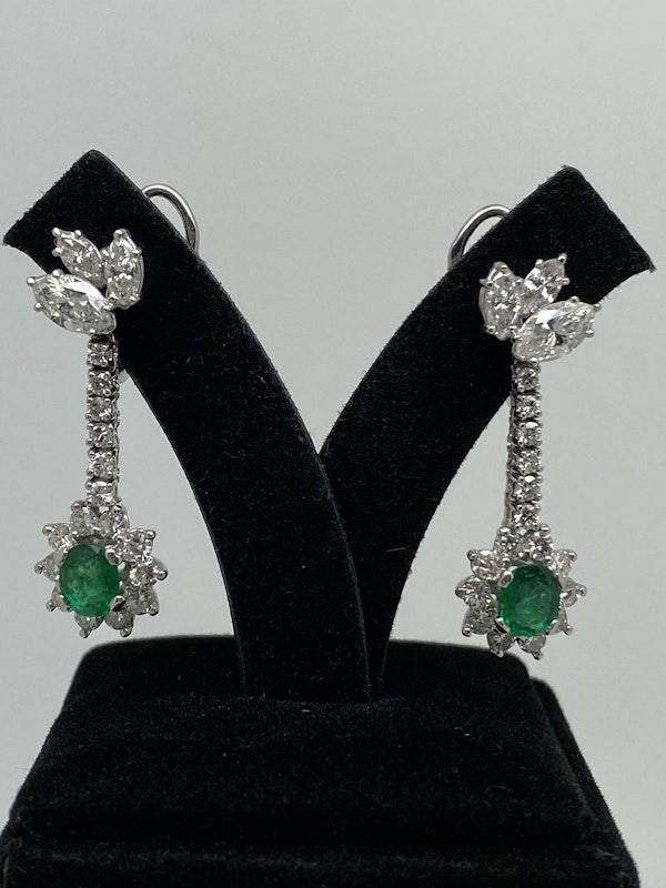 18K white gold 1.25ct Natural Emerald and 2.00ct Diamond Earrings - image 1