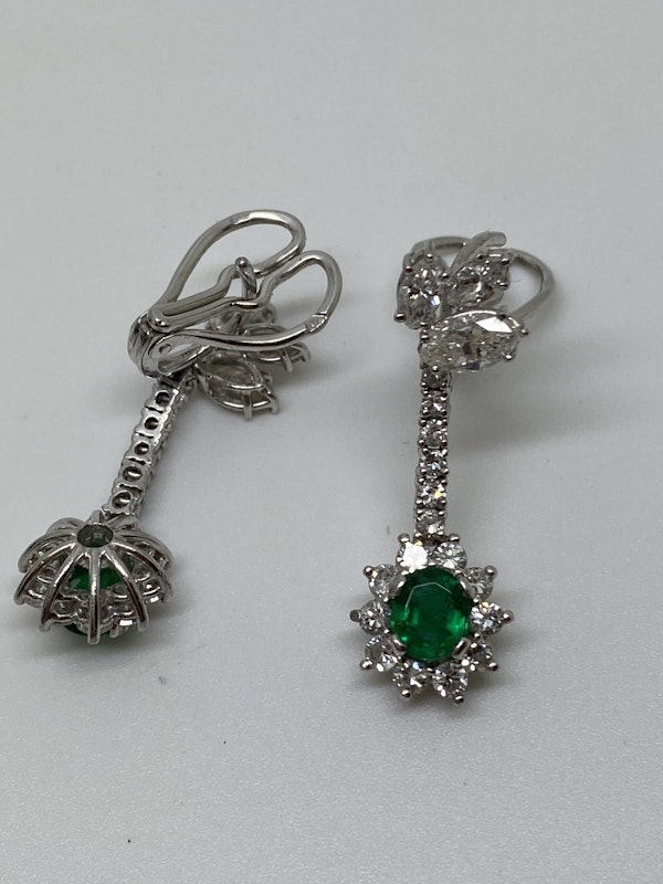 18K white gold 1.25ct Natural Emerald and 2.00ct Diamond Earrings - image 4