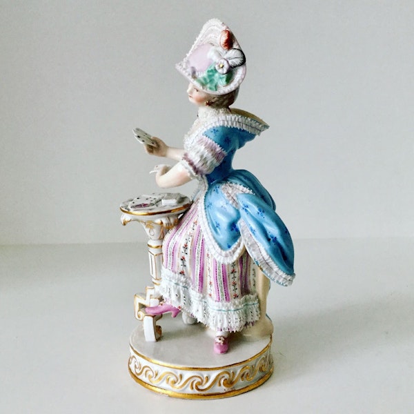 Meissen figure of card player - image 4