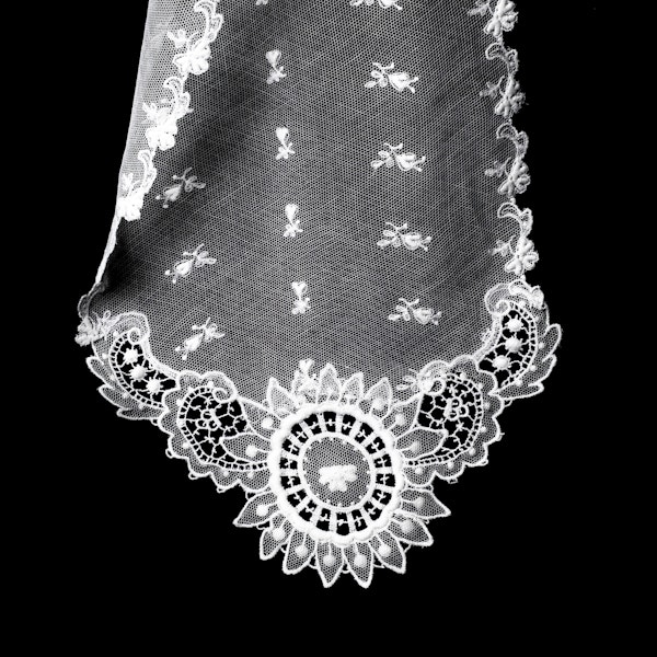 Lace scarf - image 2