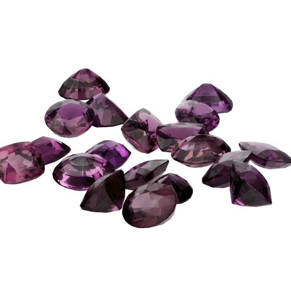 Garnet gemstones - image 3