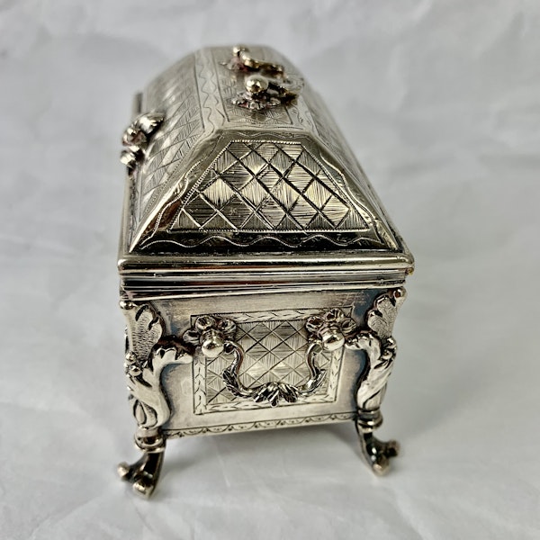 1720 Spanish silver casket/box - image 2
