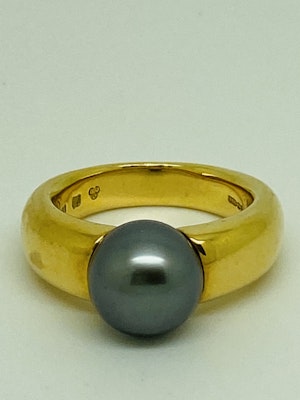 18K yellow gold Black Pearl Ring