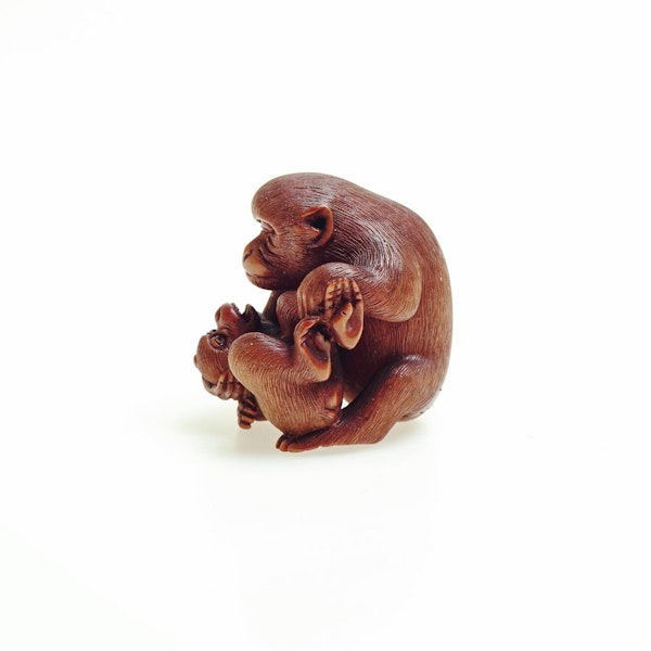Wood Netsuke of monkeys - image 3