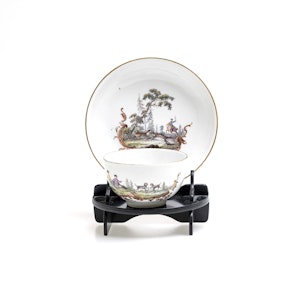 18th century Meissen cups and saucers
