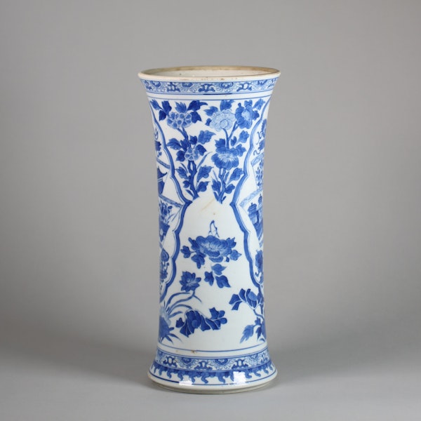Chinese blue and white beaker vase - image 4