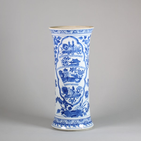 Chinese blue and white beaker vase - image 5