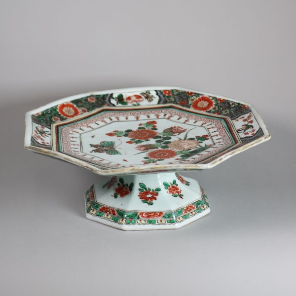 Chinese famille verte octagonal tazza - image 3