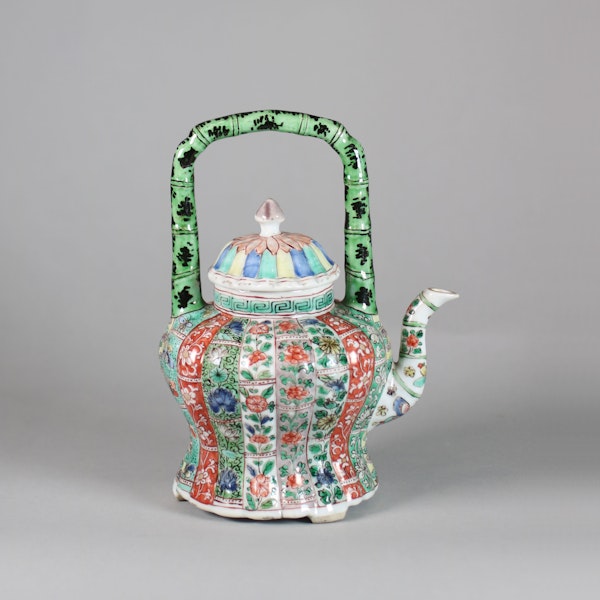 Chinese famille verte ribbed winepot and cover - image 1