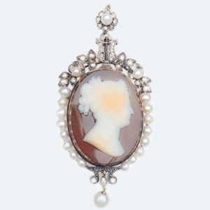 A French Diamond and Pearl, Gold, Hardstone Cameo