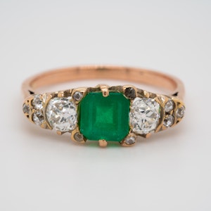 3 stone emerald and diamond ring