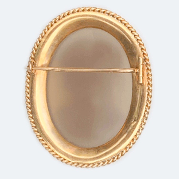 A Victorian Gold Mounted Agate Cameo Brooch - image 3