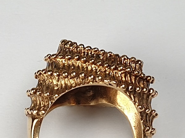 1960's English goldsmiths as art jewellery tied plateau ring  DBGEMS - image 2