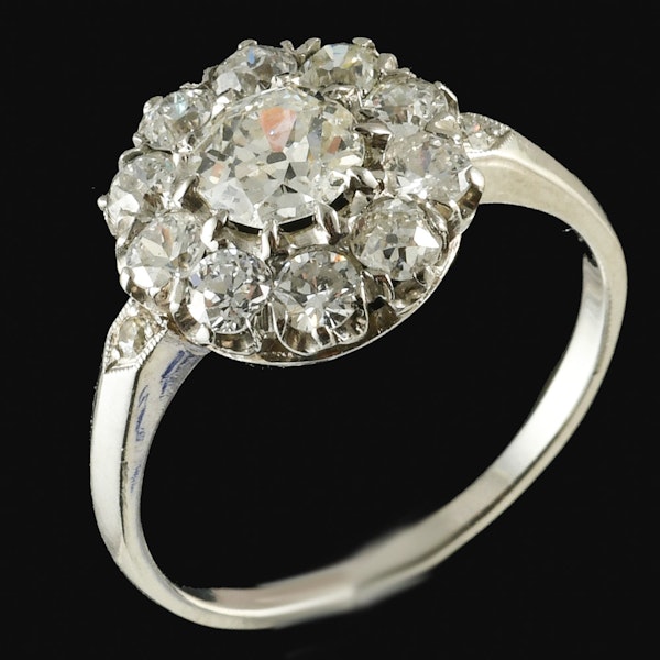 MM6469r  Edwardian platinum  diamond cluster ring 1910c - image 1