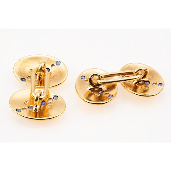 Antique Cufflinks in 18 Carat Gold with a line of Sapphires & Diamonds, English circa 1890. - image 2