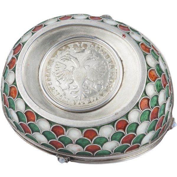 Russian Faberge Silver Enamelled Kovsh, c1900 - image 4