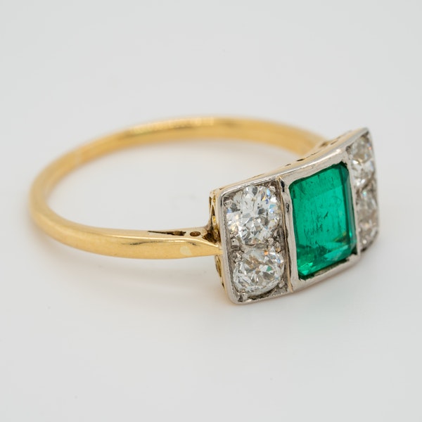 Emerald and diamond tablet shape Art Deco ring - image 2