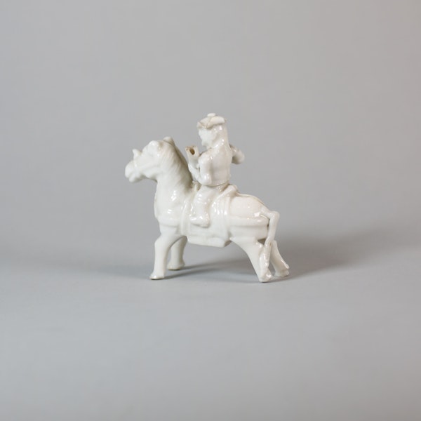Chinese miniature blanc de chine figure - image 1