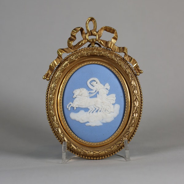 Wedgwood blue jasper oval plaque sprigged in white - image 1