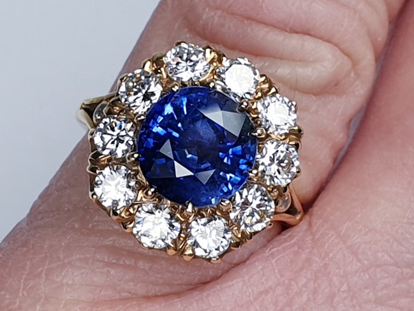 Large sapphire and diamond cluster engagement ring  DBGEMS - image 4