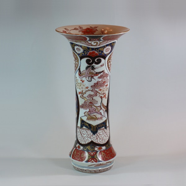 Japanese imari trumpet vase, Edo period, 18th century - image 1