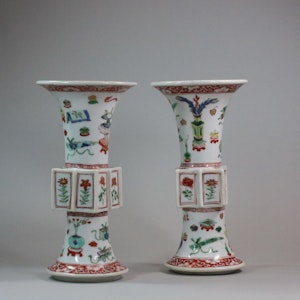 Pair of Chinese famille verte archaistic gu-form vases, Kangxi (1662-1722)