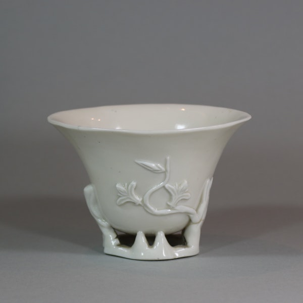 Chinese blanc de chine libation cup, Kangxi (1662-1722) - image 2