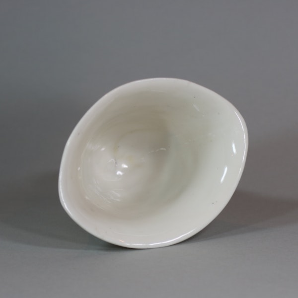 Chinese blanc de chine libation cup, Kangxi (1662-1722) - image 5