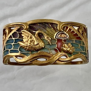 Lluis Masriera enamelled scarf clip