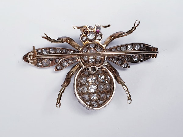 Amazing Antique Bee brooch  DBGEMS - image 6