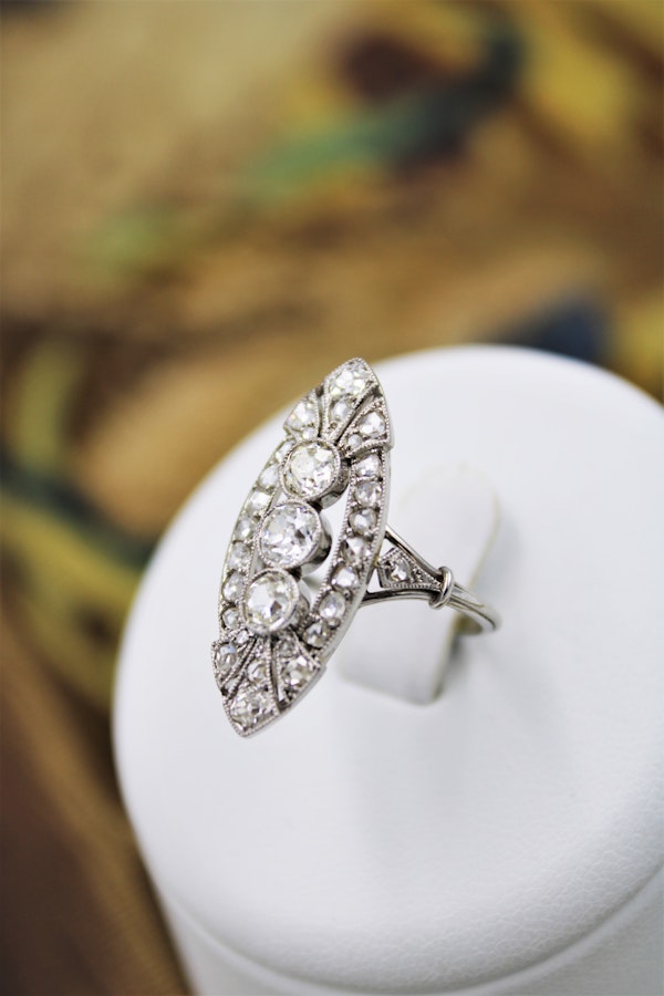 An exceptional Diamond "Navette" Ring mounted in Platinum with French Import Marks, Circa 1920 - image 1