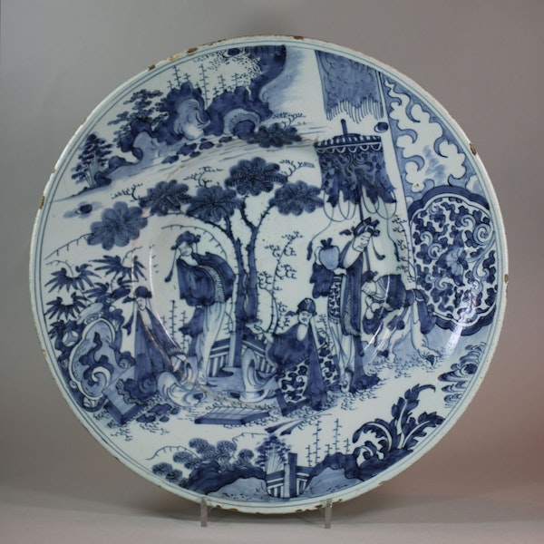 Dutch delft blue and white charger, circa 1700 - image 1