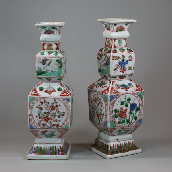 Pair of Chinese famille verte porcelain square-section vases, Kangxi (1662-1722) - image 8